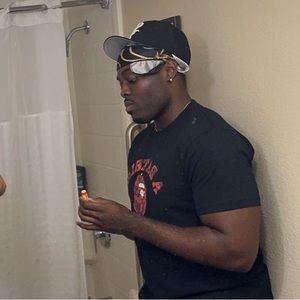 Meet your Posher, Lorenzo